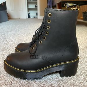 Dr. Martens, Shriver HI Wyoming Leather Heeled Boots, black, size 6